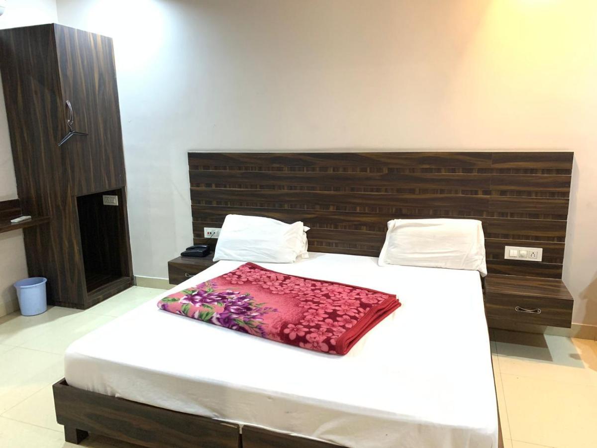 Hotel Sukhman Residency Amritsar Exterior foto