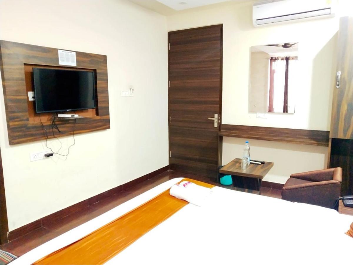 Hotel Sukhman Residency Amritsar Zimmer foto